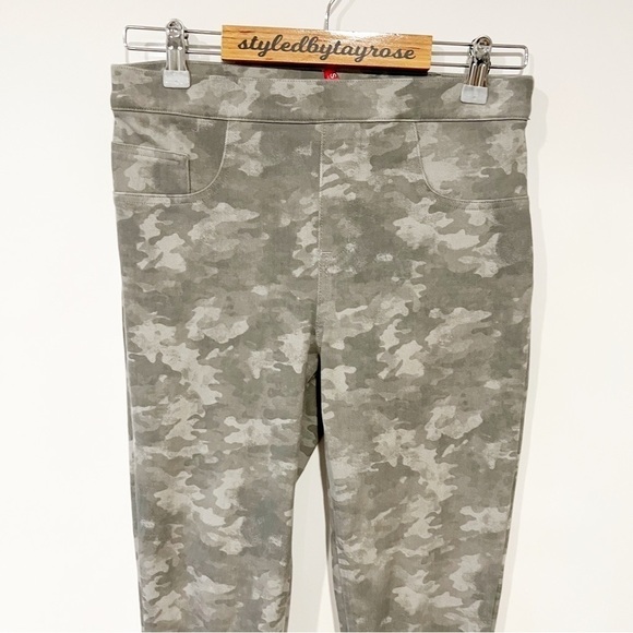 SPANX® Stone Wash Camo Ankle Jean-ish Leggings - Picture 5 of 13